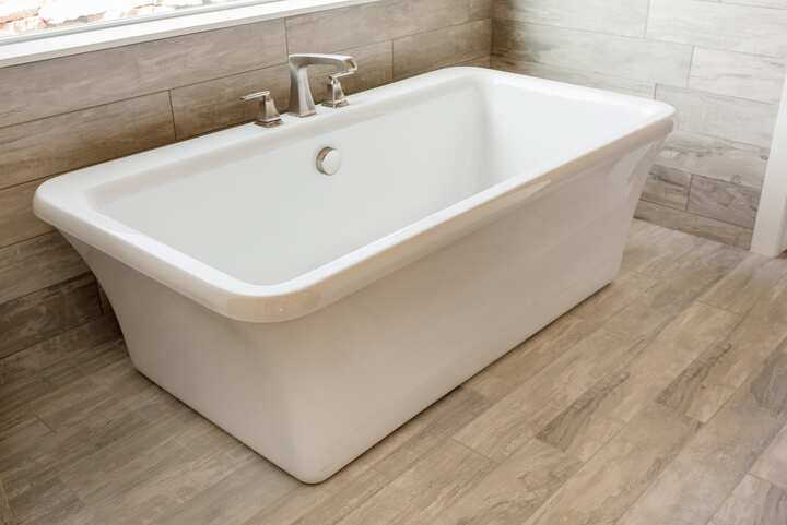 A luxury soaking bathtub installation for Palm Coast, Florida home